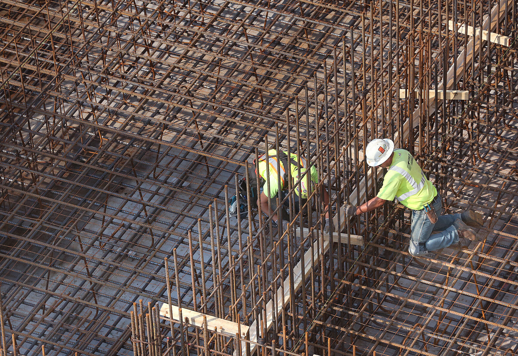 Construction of Mayo Hospital